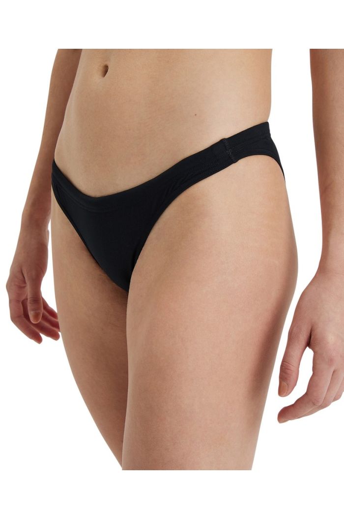 Arena MaxLife Solid Bottom
